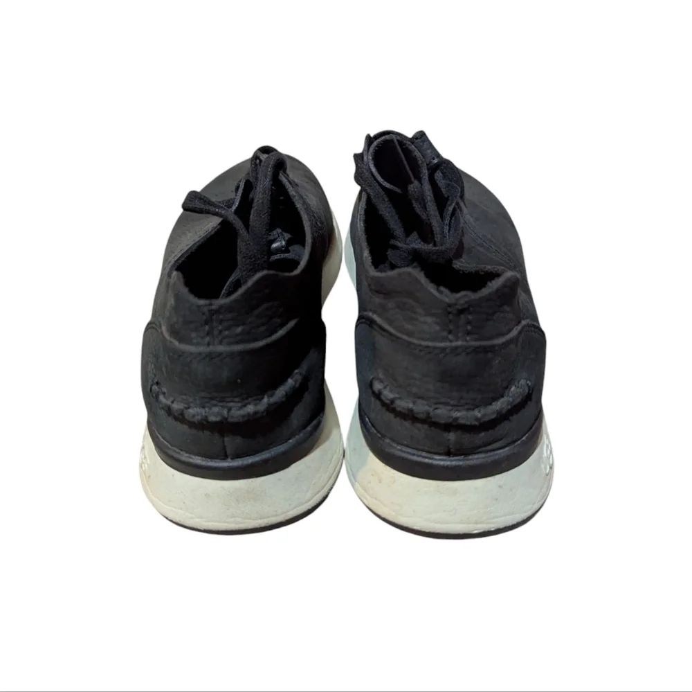UGG Sneakers Adaleen Black Suede Leather 7 Athleisure Comfort Neutral Minamilist